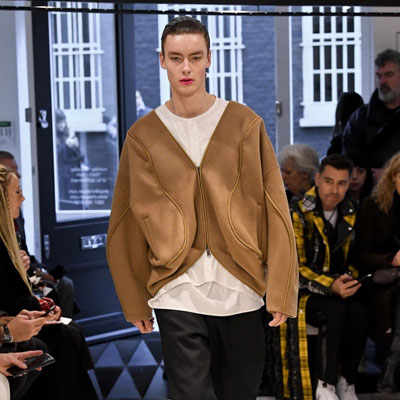 英国《Chalayan》2019秋冬潮流前卫男装