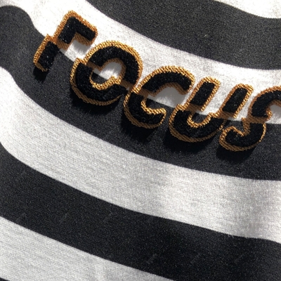 市场上装-T恤-靓仔T恤【实拍】