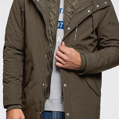 市场上装-棉衣/羽绒服-外单靓仔棉服