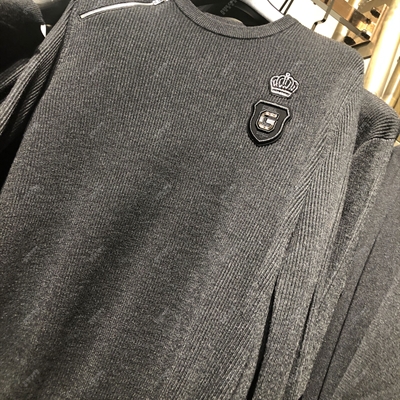 市场上装-毛衫-靓仔毛衫【实拍】