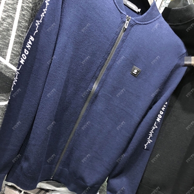 市场上装-毛衫-靓仔毛衫【实拍】