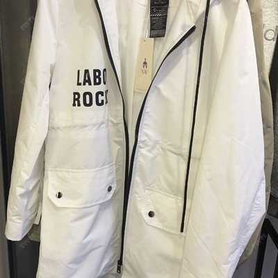 市场上装-大衣-时尚商务大衣【实拍】