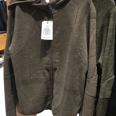 户外品牌-户外外套-【实拍】男户外外套