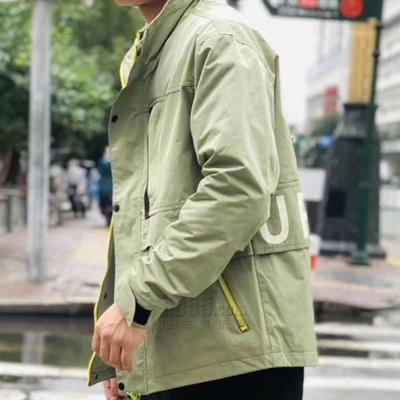 市场上装-夹克-休闲夹克