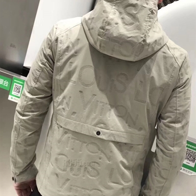 市场上装-夹克-休闲夹克