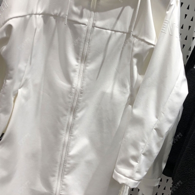 户外品牌-户外外套-【实拍】女运动单衣