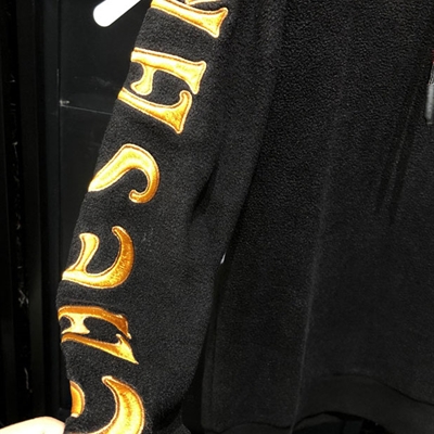 市场上装-卫衣-时尚商务卫衣【实拍】