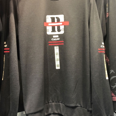 市场上装-卫衣-时尚商务卫衣【实拍】
