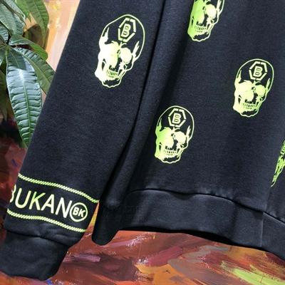 市场上装-卫衣-时尚商务卫衣【实拍】