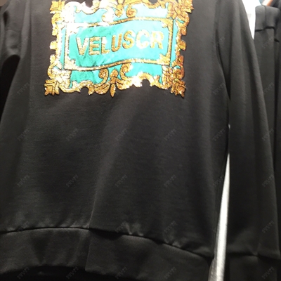 市场上装-卫衣-时尚商务卫衣【实拍】