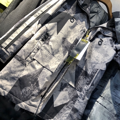 市场上装-中长外套-靓仔中长外套【实拍】