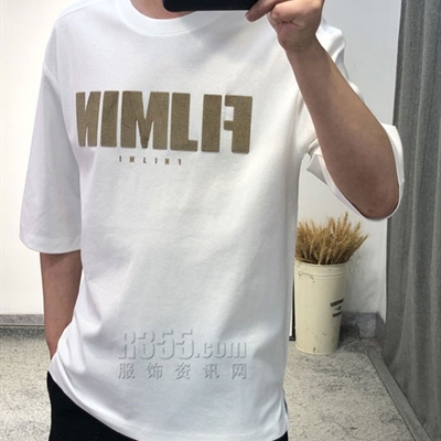 市场上装-T恤-休闲T恤