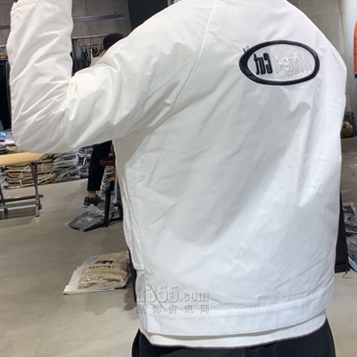 市场上装-夹克-休闲夹克