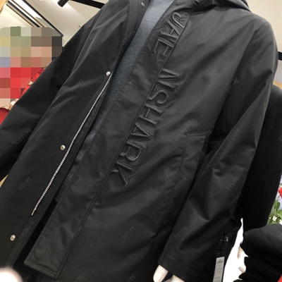 市场上装-大衣-时尚商务大衣【实拍】