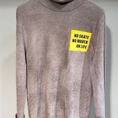 市场上装-毛衫-靓仔毛衫【实拍】