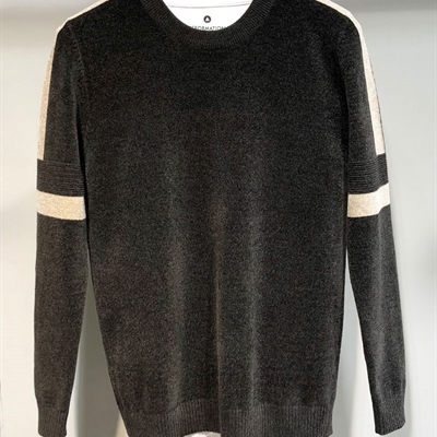 市场上装-毛衫-时尚商务毛衫【实拍】