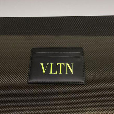 	2020秋冬_Valentino_皮具_欧洲大牌资料