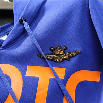 市场上装-卫衣-靓仔卫衣