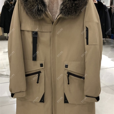 市场上装-大衣-时尚商务大衣【实拍】