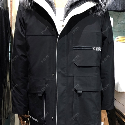 市场上装-大衣-时尚商务大衣【实拍】