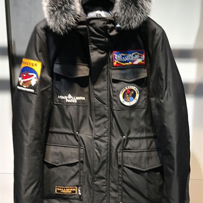 市场上装-棉衣/羽绒服-时尚商务棉服