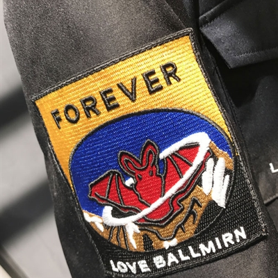 市场上装-棉衣/羽绒服-时尚商务棉服