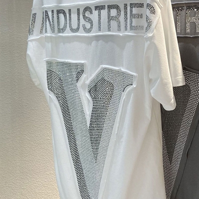 市场上装-T恤-休闲时尚T恤