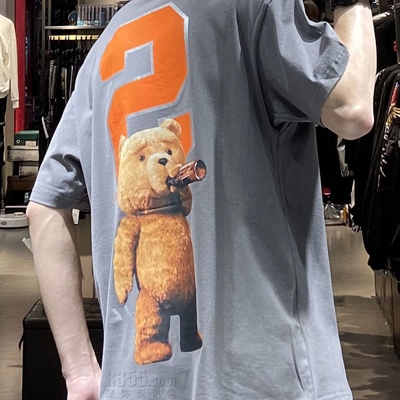 市场上装-T恤-休闲时尚T恤