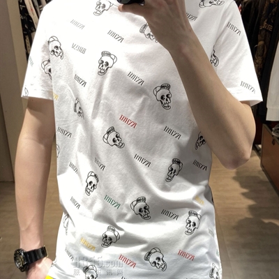 市场上装-T恤-休闲时尚T恤