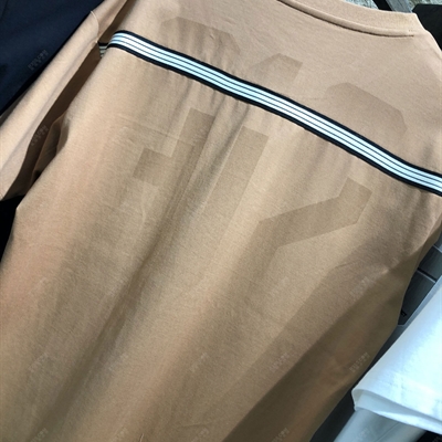 市场上装-T恤-休闲时尚T恤【实拍】