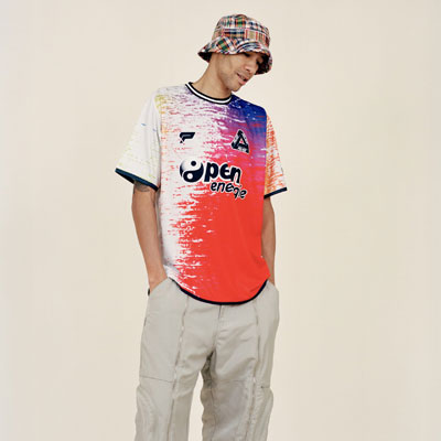 英国《PALACE SKATEBOARDS》2020春夏潮流前卫男装