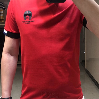 市场上装-T恤-欧货T恤