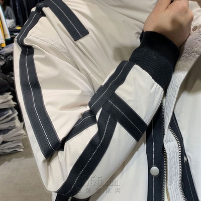 市场上装-棉衣/羽绒服-微潮棉服
