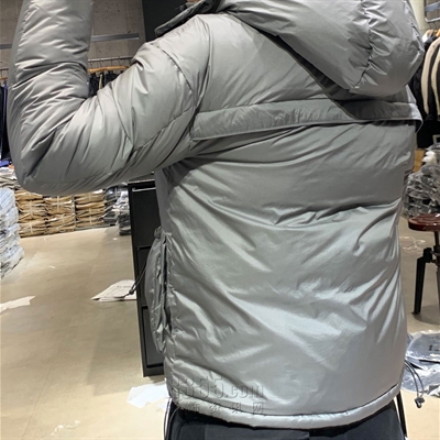 市场上装-棉衣/羽绒服-微潮棉服