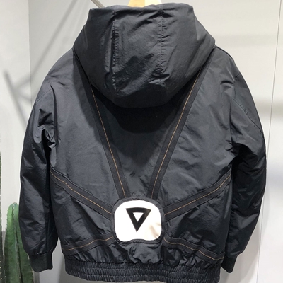市场上装-棉衣/羽绒服-微潮棉服