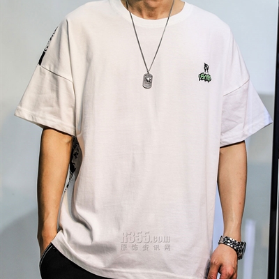 市场上装-T恤-微潮T恤