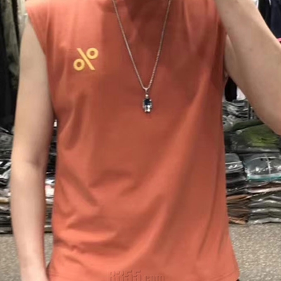 市场上装-T恤-休闲T恤 