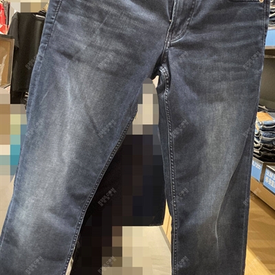 商场品牌-牛仔裤-牛仔裤【实拍】