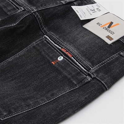 市场男裤-牛仔-土货牛仔裤