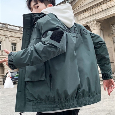 市场上装-夹克-休闲夹克