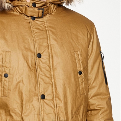 市场上装-棉衣/羽绒服-外贸商务棉服