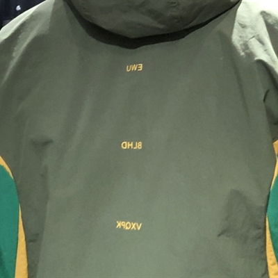 市场上装-夹克-休闲夹克