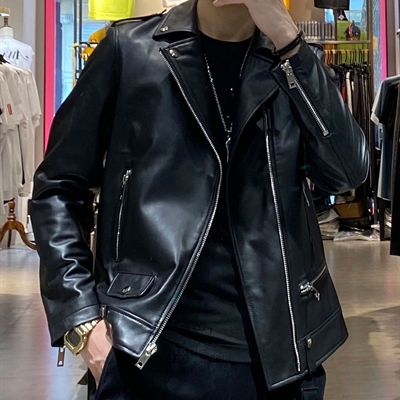 市场上装-皮衣-休闲皮衣