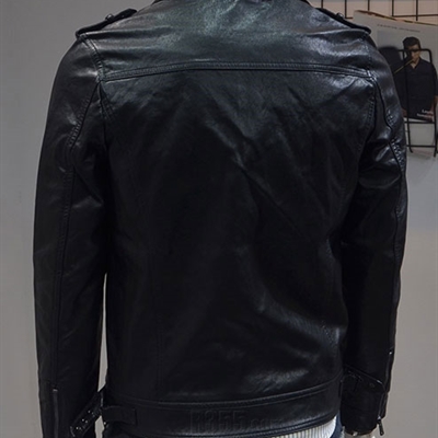 市场上装-皮衣-休闲皮衣