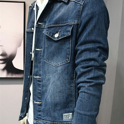 市场上装-夹克-休闲夹克