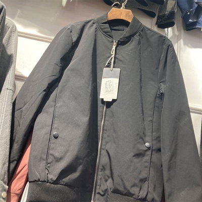 市场上装-夹克-休闲夹克【实拍】