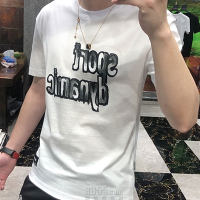市场上装-T恤-欧货T恤