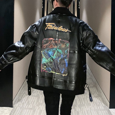 市场上装-皮衣-微潮皮衣