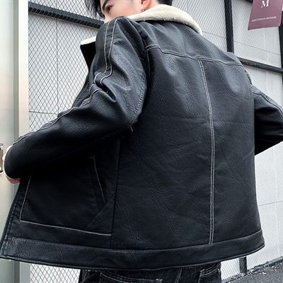 市场上装-皮衣-休闲皮衣