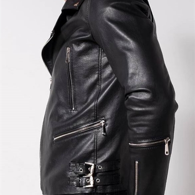 市场上装-皮衣-外贸皮衣